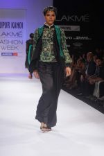 Model walk the ramp for Nupur Kanoi show at Lakme Fashion Week 2012 Day 5 in Grand Hyatt on 7th Aug 2012 (88).JPG